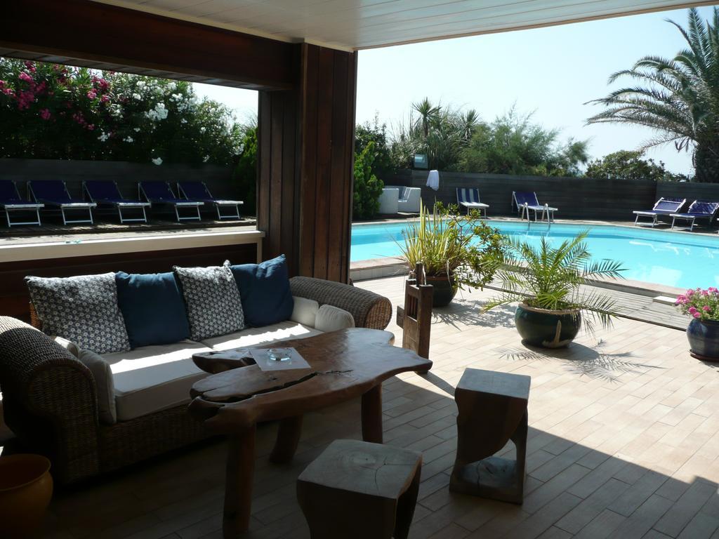 Levolle Marine Otel Poggio Mezzana Dış mekan fotoğraf